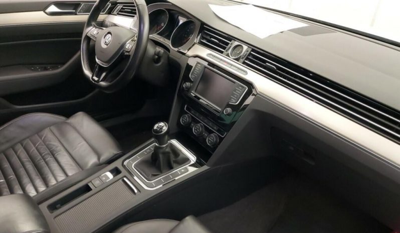 VW Passat B8 HIGHLINE 1.6 МКПП, 2017 год full