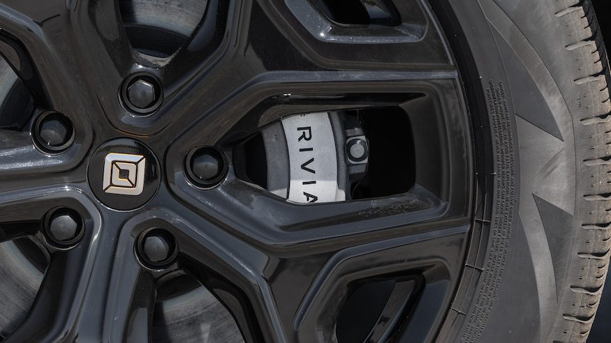020 2023 Rivian R1T Dual Motor wheel detail