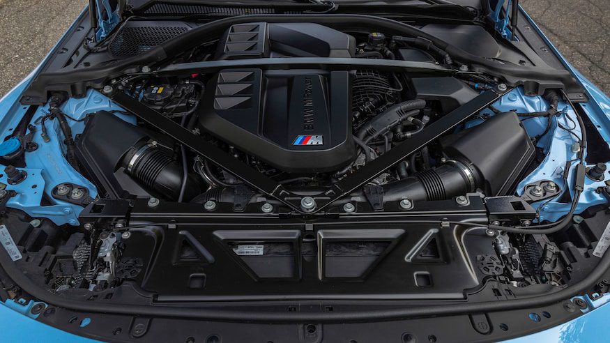 043 2023 BMW M2 Manual engine