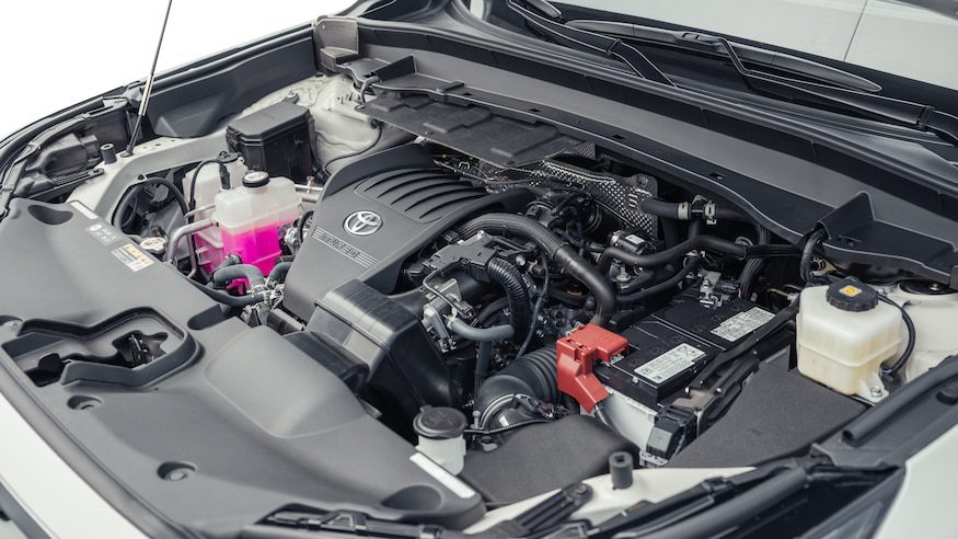 042 2024 Toyota Highlander 2.4T Platinum engine