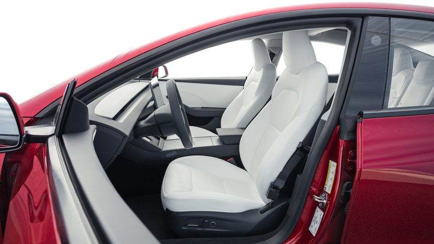004 2024 Tesla Model 3 AWD Long Range driver seat