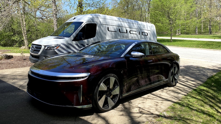 001 2022 Lucid Air Grand Touring Performance